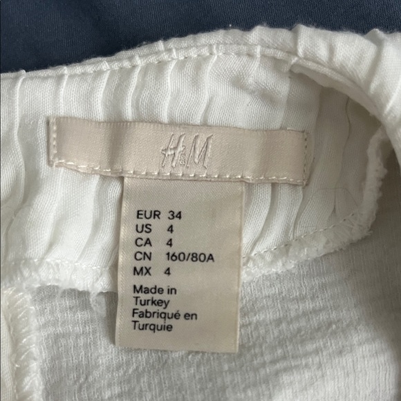 H&M Cropped White Short Sleeve Top - Picture 3 of 3